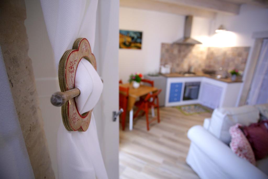Apartament Dentrortigia Syrakuzy Zewnętrze zdjęcie